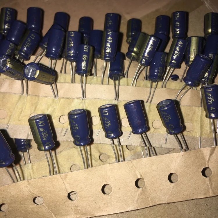 30PCS/lot Matsushita(PC) Al Lytic Cap 105C Radial FC Series Ultra-low internal resistance electrolytic capacitor free shipping