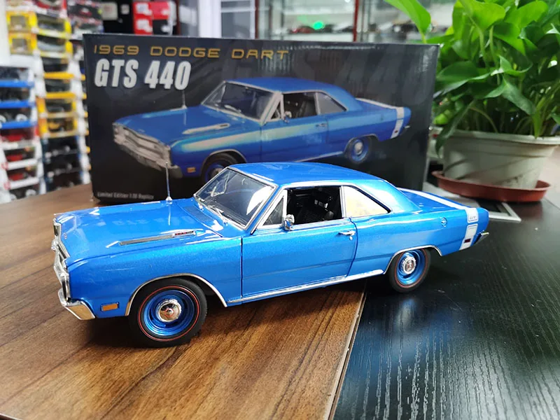 1/18 Chrysler 1969 DODGE DART GTS 440 