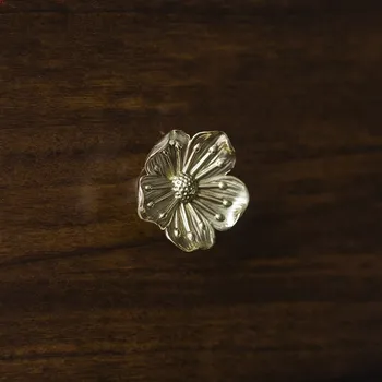 

Vintage Luxury Solid Brass Handles Flower Shaped Cabinet Door Dresser Drawer Knob Pulls DIY Handmade Golden Furniture Knob