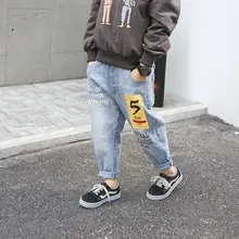 Новые стильные джинсовые брюки для мальчиков на весну и осень детские штаны среднего и большого размера детская одежда в Корейском стиле на весну и осень