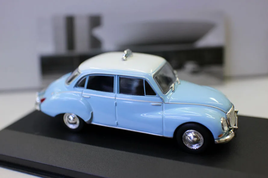 IX O 1:43 DKW Vemag Belcar(Brasilia 1966) Бутик сплав автомобиль игрушки для детей модель детской игрушки подарок оригинальная коробка