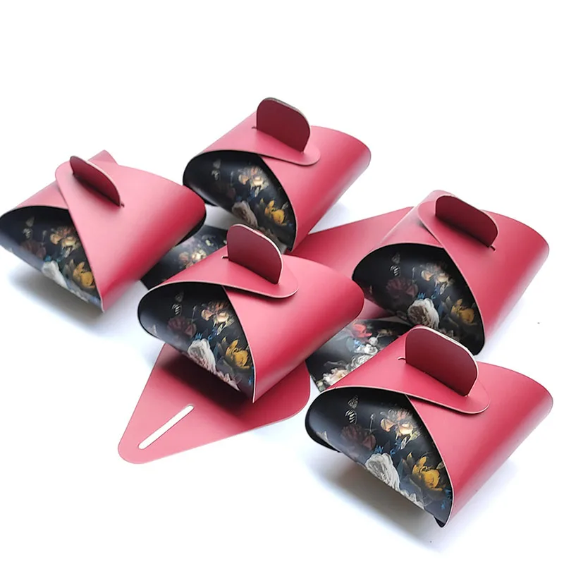 

Maroon Paper gift box with Handles Chocolate Packaging Candy box Sweet Gifts Bag Baby Shower Birthday Party Wedding Decorations