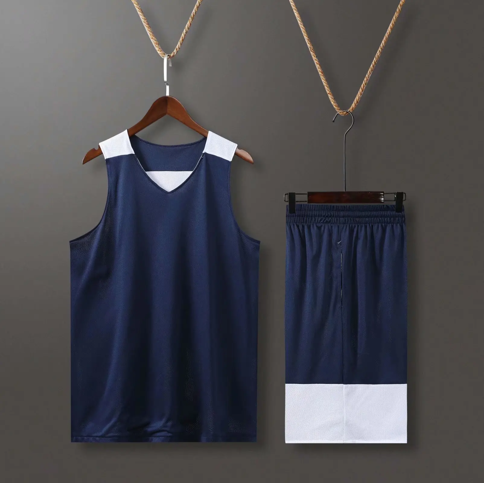 Double sided basketball training jersey set team tracksuits breathable basketball jerseys uniforms customized adult men kids basketball jerseys