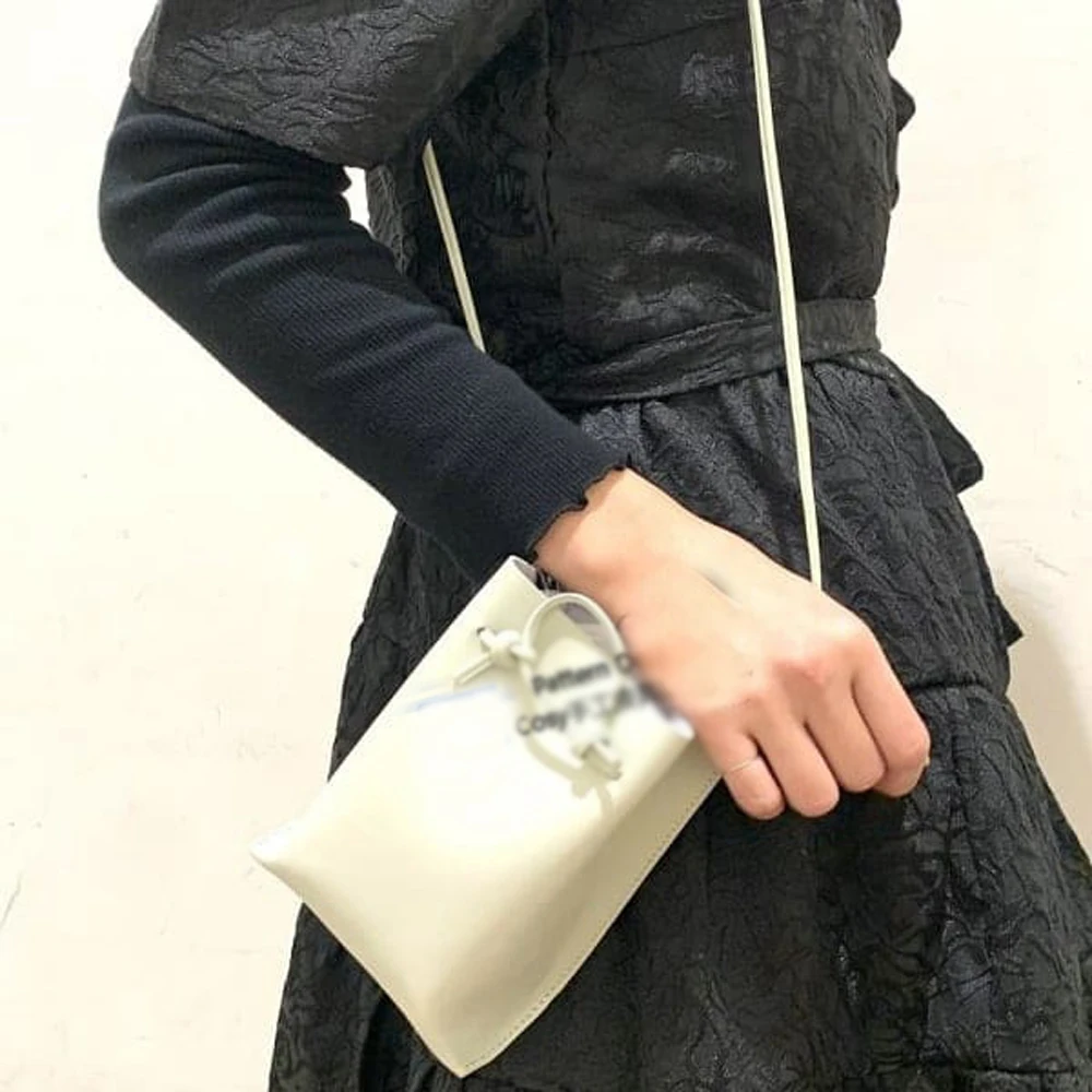diy Leather kraft women shoulder bag small cellphone pocket sewing pattern hollowed stencil template 20x15x5cm