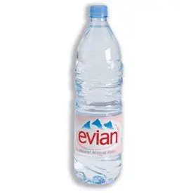 

Lot de 12 Bouteille plastique EVIAN 1,5 litre