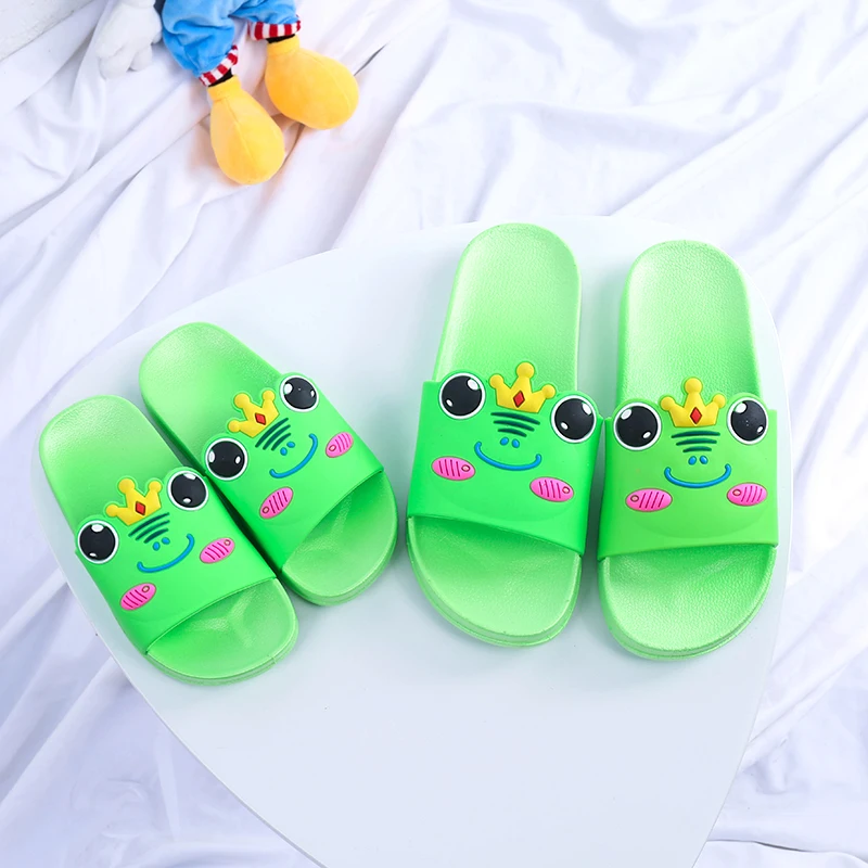 Children's new slippers boy girl summer indoor children's beach slippers bath non-slip cartoon home shoes Rabbit duck