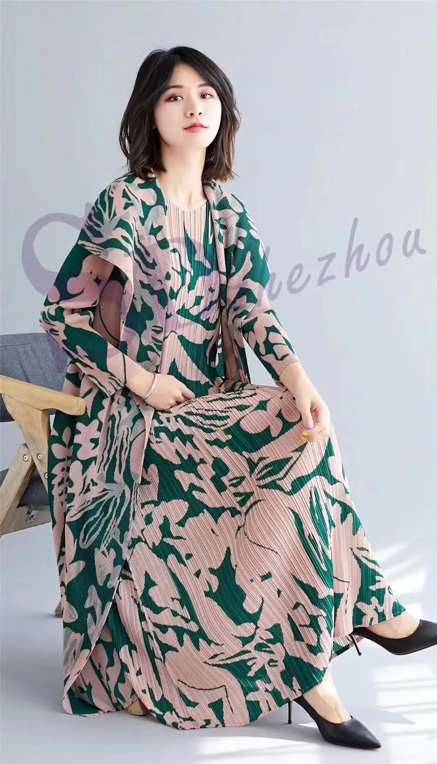 Лидер продаж, комплект из двух предметов Miyake fold, плиссированная ветровка с длинными рукавами+ большое контрастное Платье с принтом, комплект из двух предметов