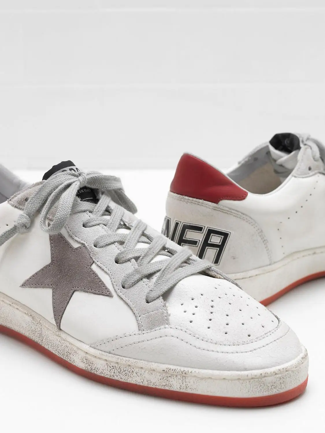 BALL STAR Sneakers G32MS592.G5 Upper in calf leather Suede star toe in pierced cracklé leather 36-46