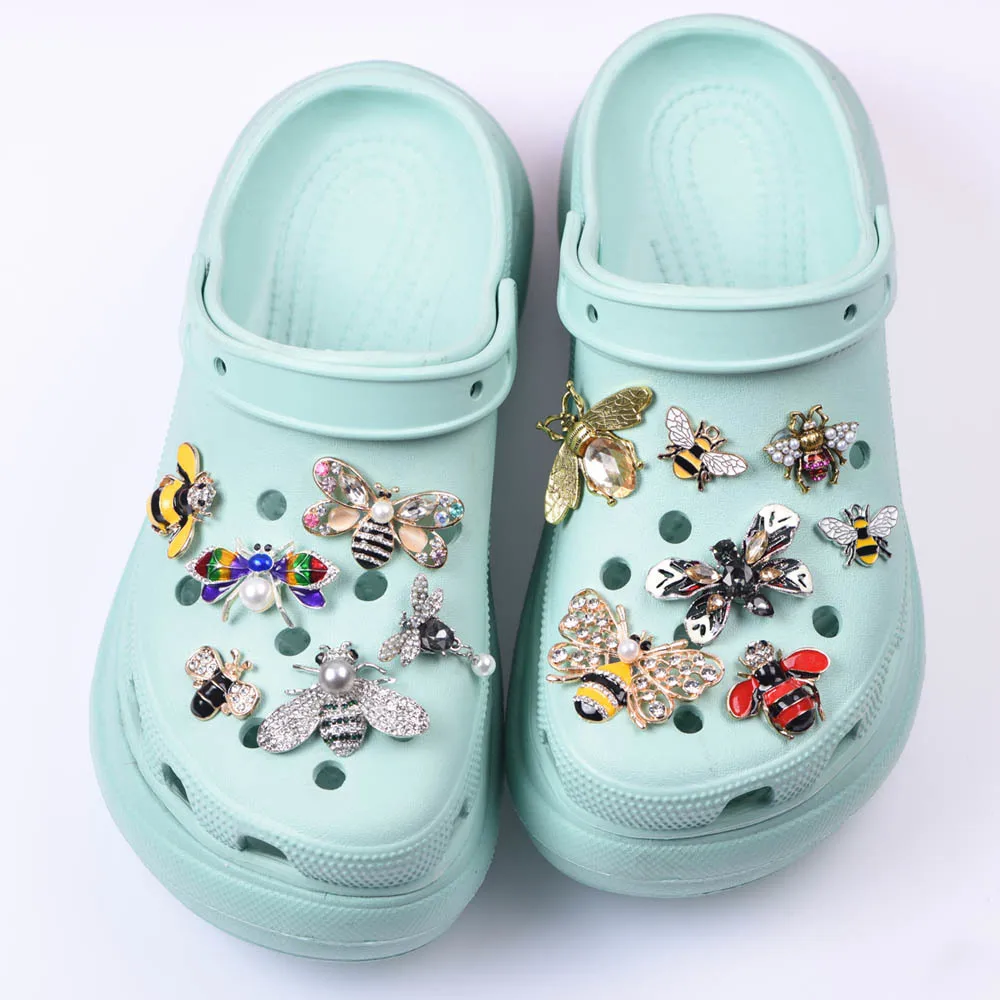 1 Pcs Metal Croc Shoes Charms Honey Bee Clog Shoe Dragonfly Decoration Colorful Diamonds Insect Bracelet Butterfly Accessories | Обувь