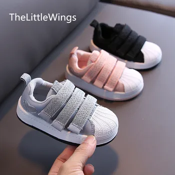

Children's shoes 2020 autumn new fashion soft bottom girls student glow in the dark shoes 1-3 years old boys sneakers