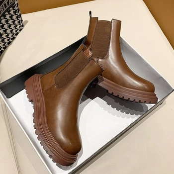 

2020 Winter Woman Fashion Ankle Boots Platform Boots INS Ulzzang Women's Leather Slip On Shoes Women Thick Sole Boots Round Toe