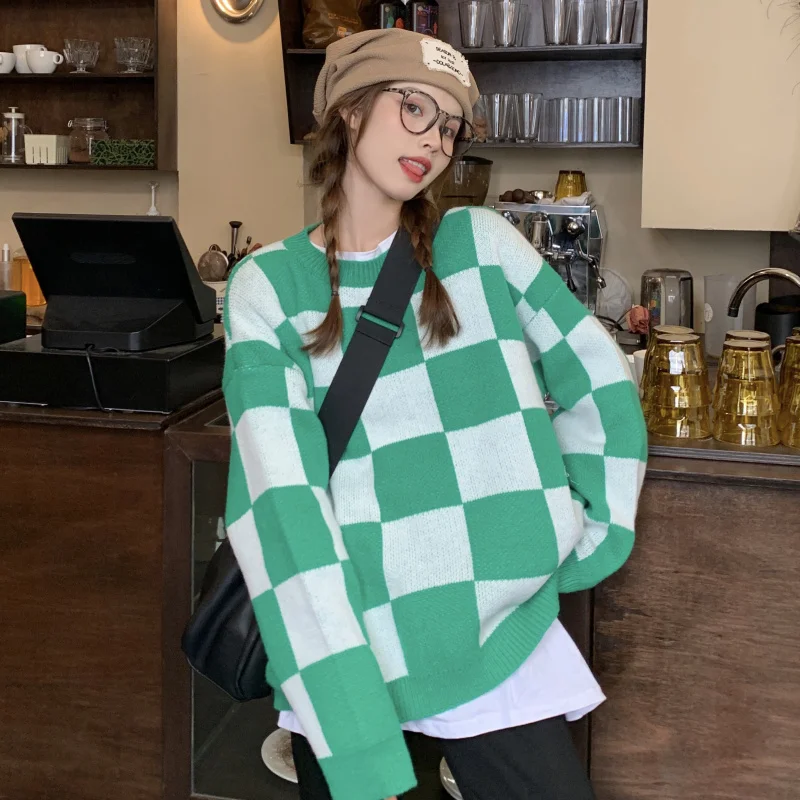 2021 new college style retro plaid round neck sweater women autumn and winter loose outer wear pullover knit top casual brown cardigan