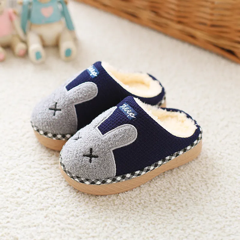 Children Indoor Slippers Warm Plush Cartoon Style Boys Girls Winter Home Floor Shoes Slip On Soft Kids Bedroom Slides SH080403