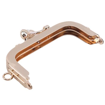 

Gold Color Metal Purse Handle Bag Parts Fashion Metal Purse Frame Handle Kiss Clasp Coin DIY Quilting Handmade Bag Accessories