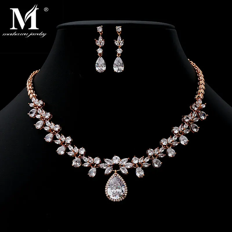 

Gorgeous AAA Quality CZ Stones Jewelry Set White Crystal Flower Party Wedding Jewelry Earring Necklace Jewelry Set For Women