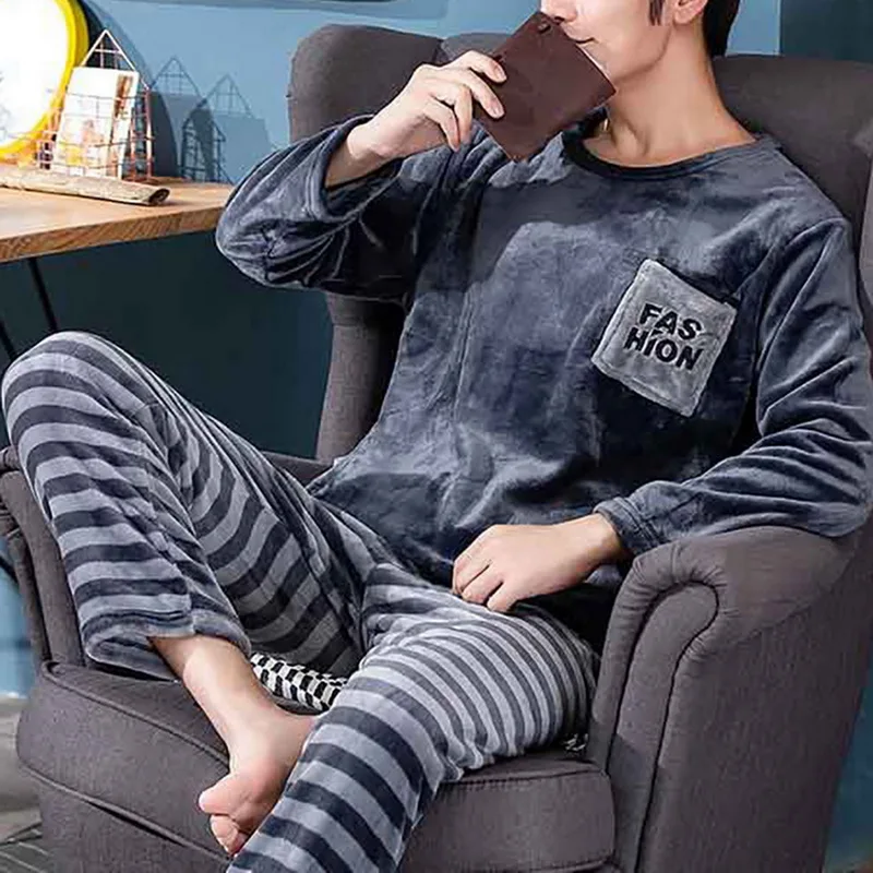 Thicken Warm Flannel Pajamas Set Male Long Sleeved Cartoon Men's Winter Leisure Loose Home Cloth Autumn Loose Men Sleepwear Top pajama joggers