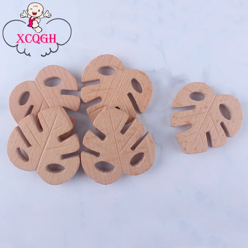 

XCQGH 1PCS Baby Wooden Molar Teether Cartoon Beech Animal Leaf Molar Stick Baby Teether Toy