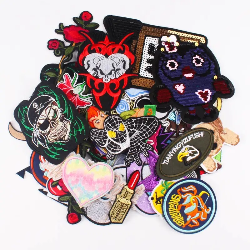 

Nicediy 20pcs/lot Cartoon Embroidered Patches For Clothing Cheap Mixed Cute patch that no one wants Random Iron-On Patches DIY