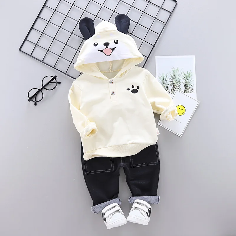 Одежда для маленьких мальчиков коллекция года, осенние модные толстовки с длинными рукавами и рисунком+ штаны, комплект одежды из 2 предметов для малышей детские спортивные костюмы Bebes - Цвет: Бежевый