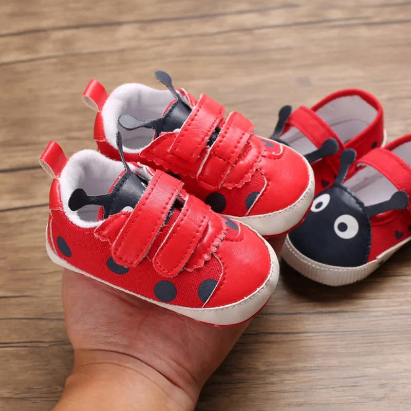 

2019 New Baby shoes casual Cartoon soft bottom anti-skid Soft shoes newborn autumn winter Sneakers moccasins first walker shoes