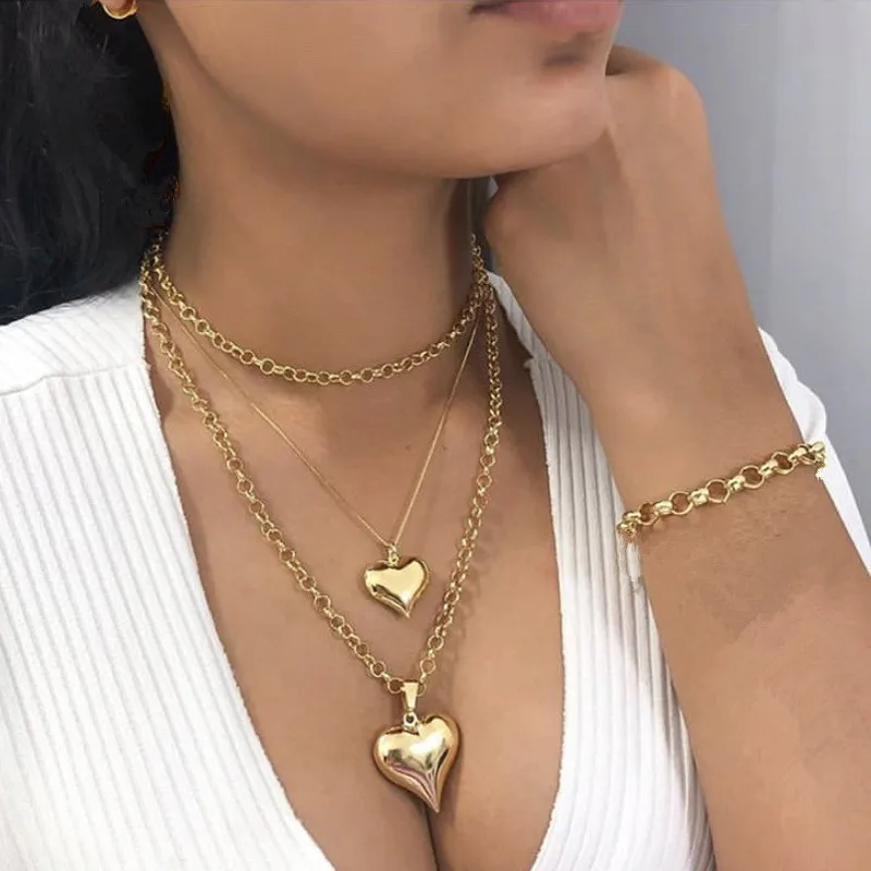 Vintage Multilayer Heart Pendant Necklace Women Gold Color Choker Necklaces Alloy Jewelry New