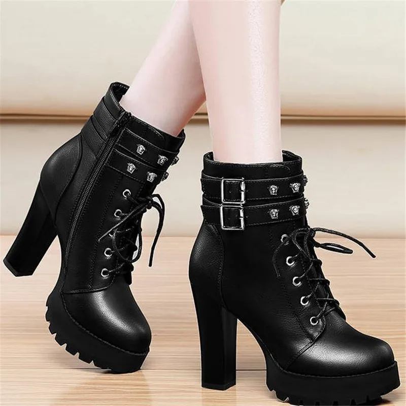 

Winter new Thick with velvet warm Martin boots female short boots laceup highheeled boots round head shallow mouth classic boots