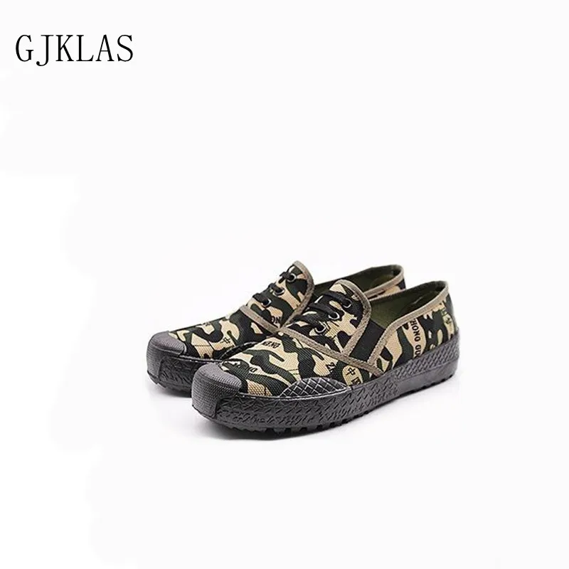 

Cheap Low Top Men's Large Size Fashion Casual Shoes Men's Camouflage Wear Non-slip Work Shoes Students Military Training Shoes
