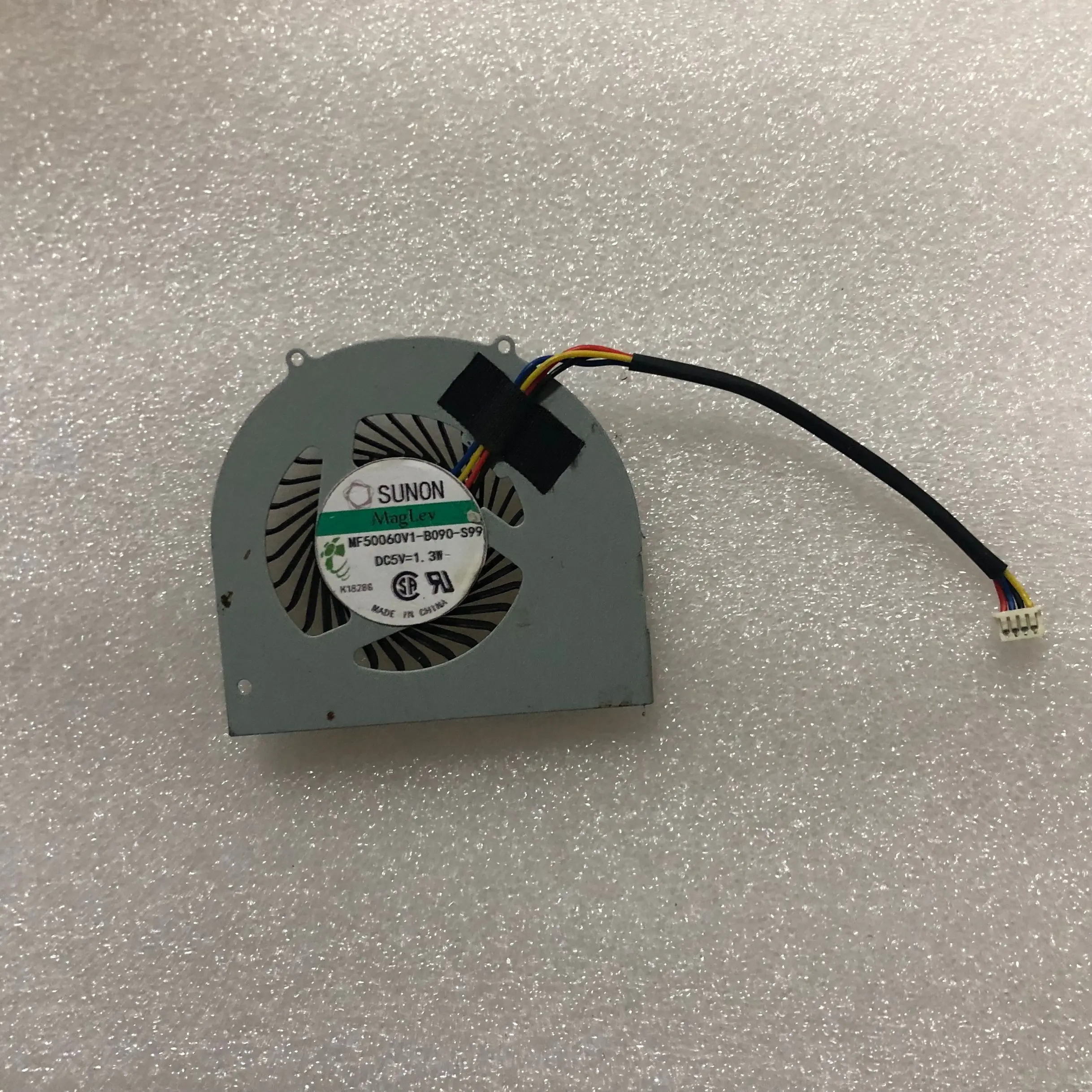 Кулер для процессора для lenovo IdeaCentre Q120 Q150 SUNON MF50060V1-B090-S99 13P2-32B0H01 1323-00FL0SH0AST0A143G