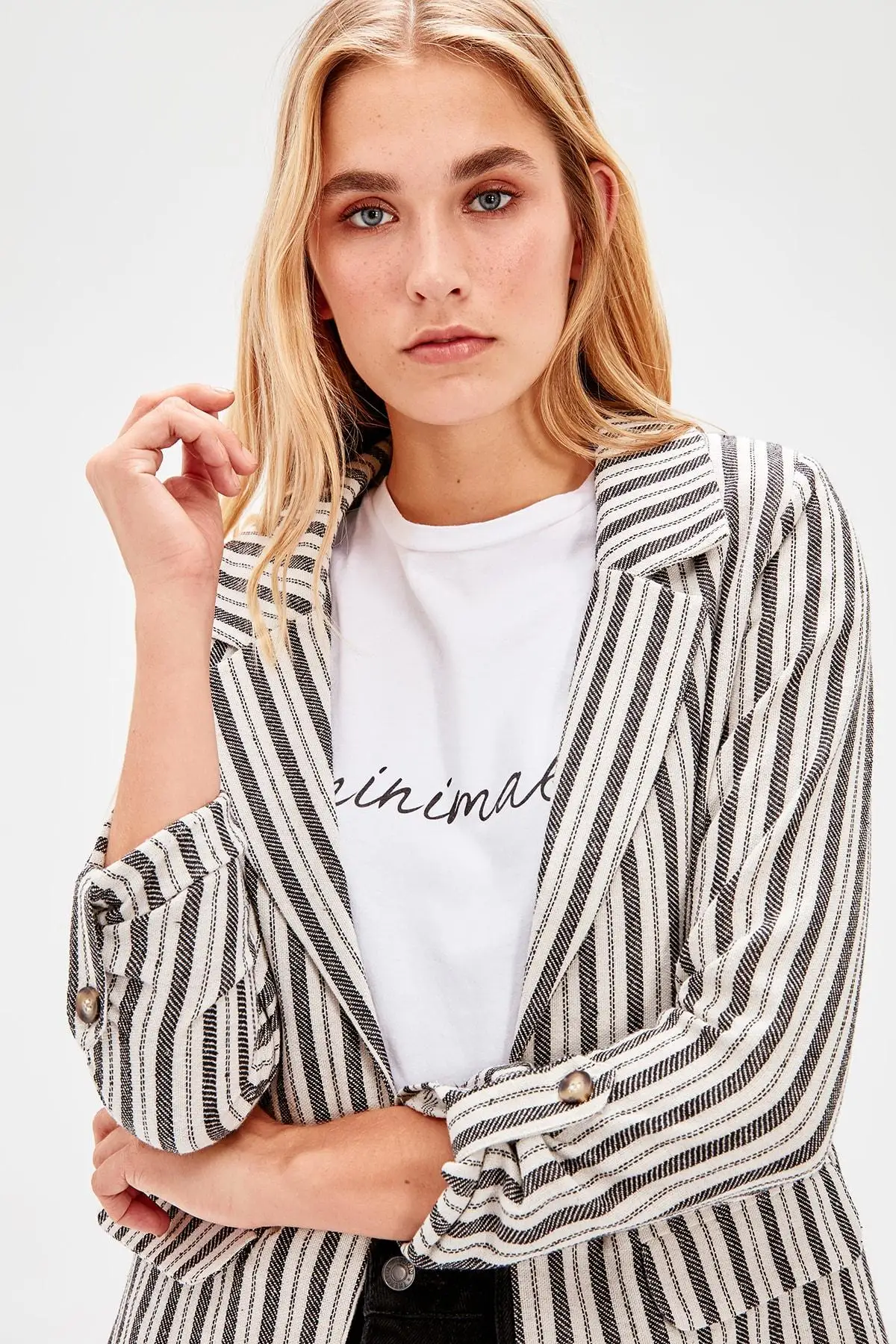 Most effective  Trendyol Black Striped Jacket TWOAW20CE0062