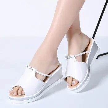 

2020 Women Flip Flops Platform Sandals Shoes Women Peep Toe Summer Sandals Shoes Flip-flops Women Hollow Out Shoes