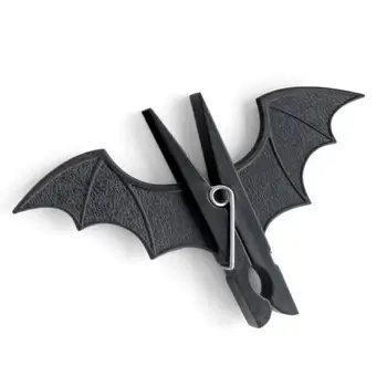 

Towel Halloween 2Pcs Bat Shaped Hanging Pegs Clip Clothes Hook