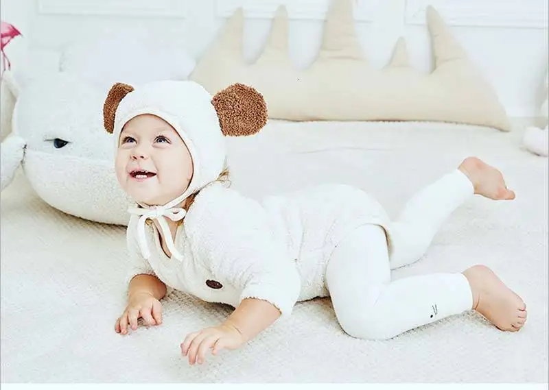 9404592296_1850683426