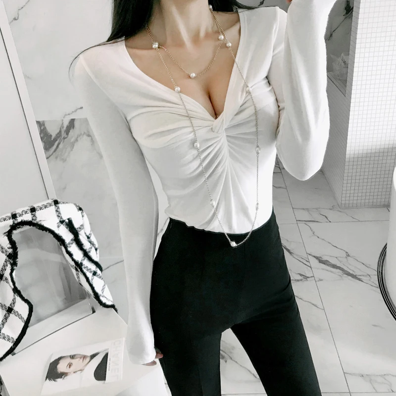 

CINESSD The Sexy Streetwear Blouse Render T-shirt Women Autumn Korean Style White Chiffon Long Sleeved V-Neck Female T-shirt