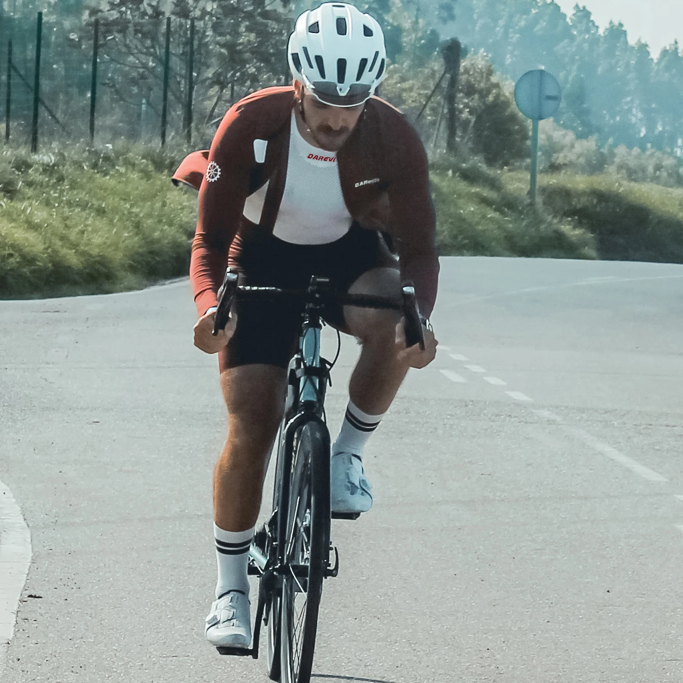 DAREVIE Cycling Vest Winter Compression Underwear Man Cycling Base Layer Men Summer Men's Cycling Vest Cool Dry Cycling Jersey