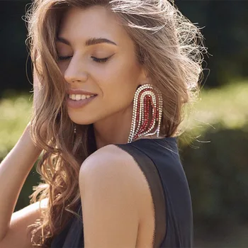 

Celebrity Style Celebrity Man-made crystal Beaded Bracelet Long Tassel Earring Women's Elegant Earrings
