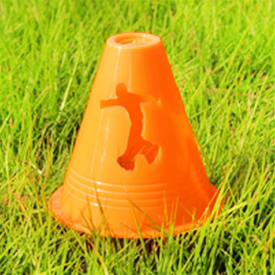 Japy-Skate-Human-figure-Hole-Anti-Wind-Slalom-Cones-Marker-Roller-Skating-Marking-Cups-Windproof-Skate (5)