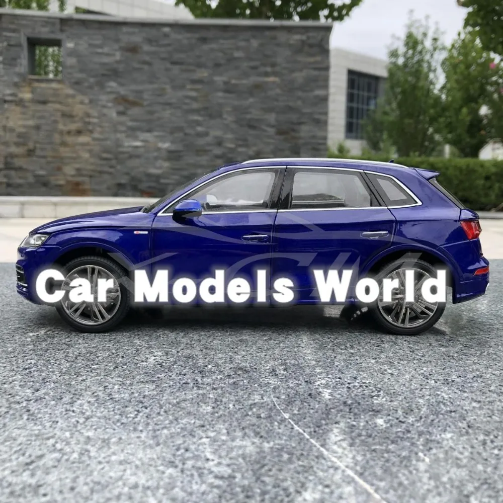 Литая под давлением модель автомобиля для всех новых Q5L Q5 L SUV 1:18(синий)+ маленький подарок