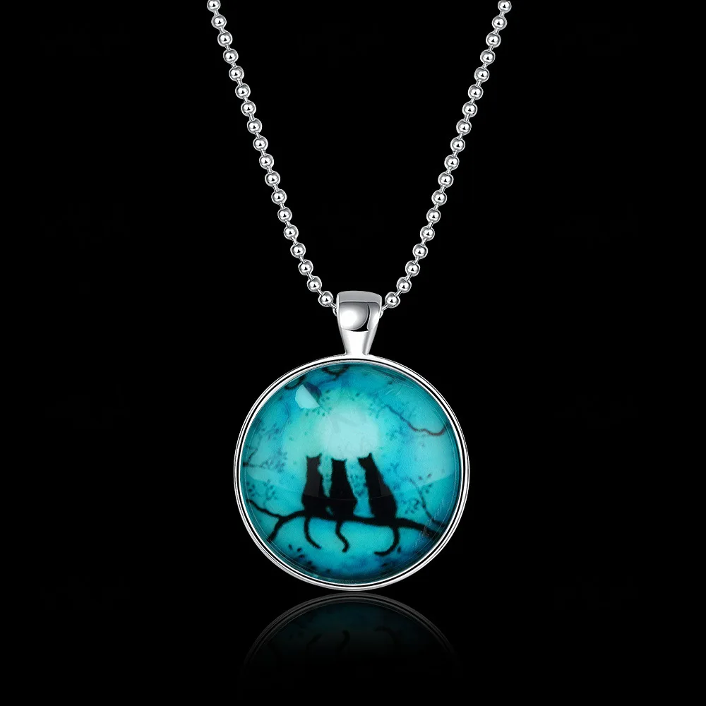 

Men Noctilucent Necklace Crystal Glass Creative Owl Pendant Europe And America Popular Ornament Halloween Ornaments