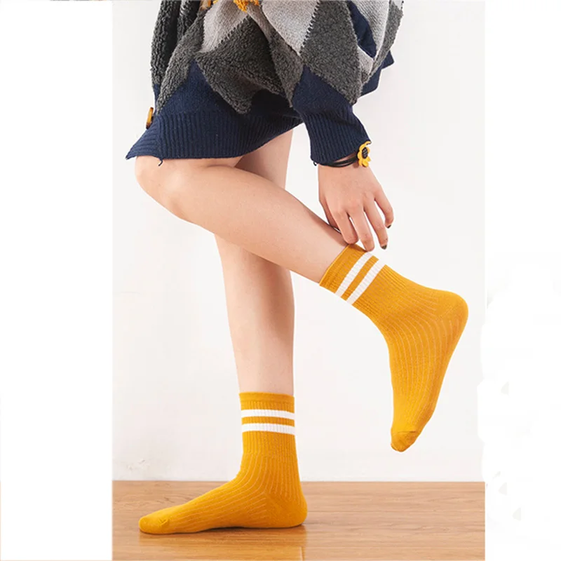 Новинка; удобные короткие носки в полоску ярких цветов для женщин и девочек; высокое качество; Чистый хлопок; Harajuku; модные милые женские носки