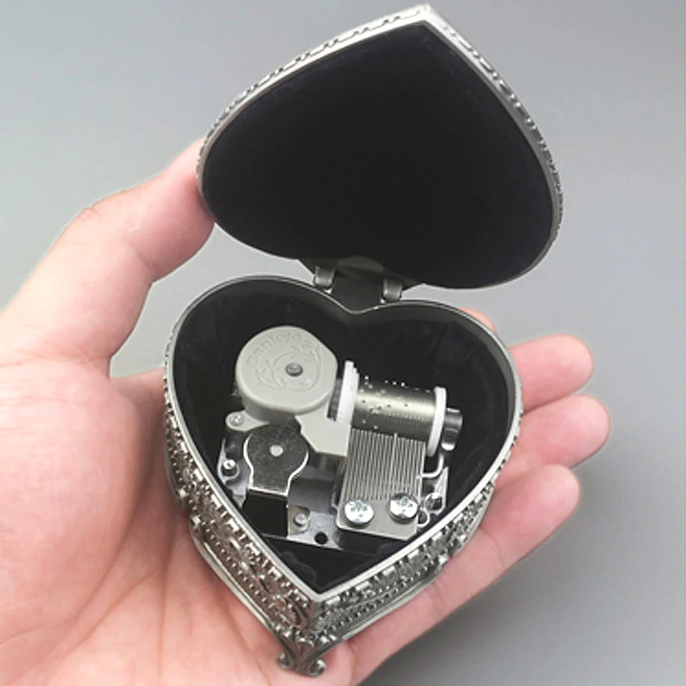 ROSIKING Emboss Alloy Metal Music Box Wind Up and Golden Movement You Are My Sunshine For Frends Girl and Children Birthday Gift 3