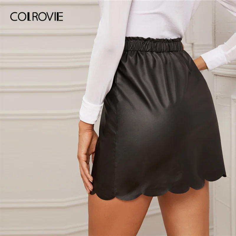 COLROVIE черная юбка из искусственной кожи на пуговицах с фигурным подолом, Женская Повседневная однотонная Сексуальная мини-юбка, весна, элегантные женские юбки с высокой талией