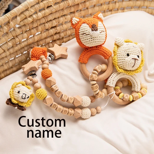 1Pcs Baby Custom Wooden Rattles Crochet Lion Fox Baby Personalized Name Pacifier Chain Teething Bracelets Rodent Newborn Gifts 1