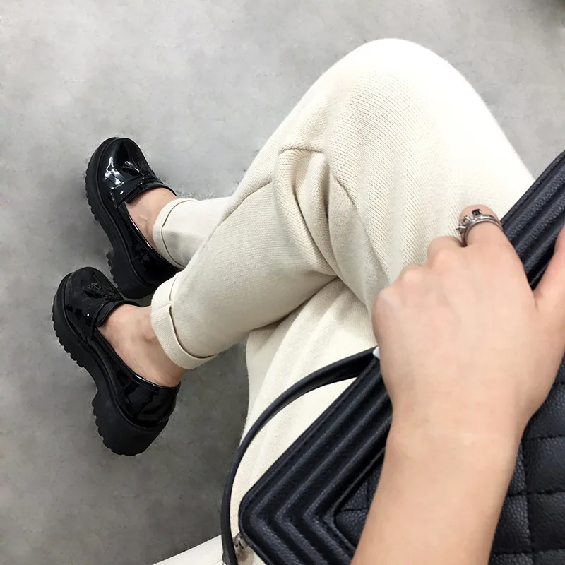 

2018 Autumn And Winter New Style Genuine Leather Platform Shoes Women's Platform Retro Flat Semi-high Heeled Chunky-Heel Patent