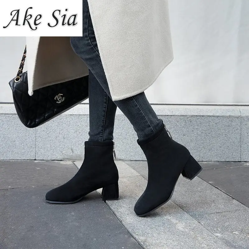 

2019 winter flock Round head Booties female shallow mouth comfortable square with boots women casual snow plus cotton boots