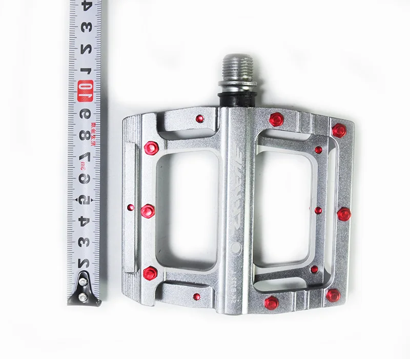 332-silver-bike-pedal2