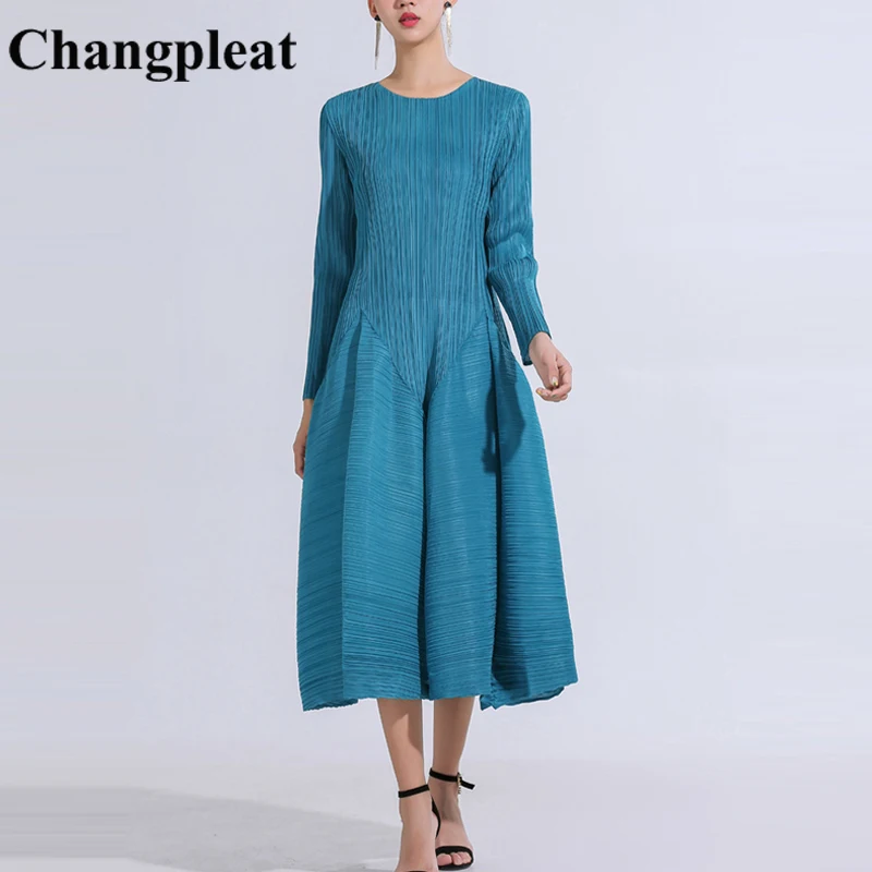 Changpleat Весенние новые женские платья Miyak плиссированные модные однотонные с o-образным вырезом солидные Большие размеры с длинным рукавом женское платье D8980