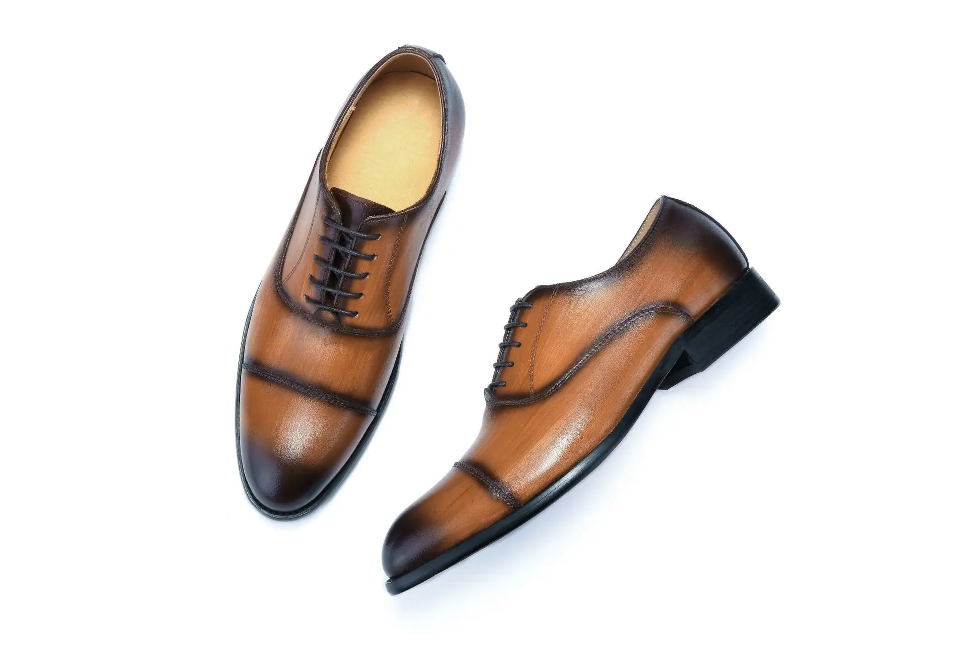 Men's Shoes Three Joint Men's Shoes Polish Retro Tide Shoes Business Fashion British Shoes Bridegroom Wedding Shoes
