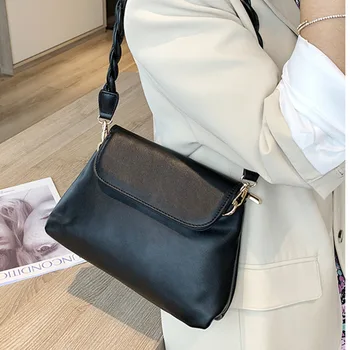

2020 New Fashion Simple Single Shoulder Crossbody Bag Woven Shoulder Strap Underarm Solid Color Package C441