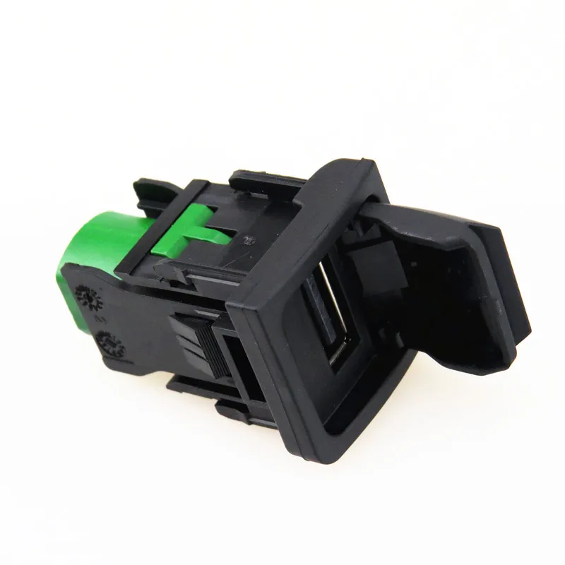 

AZQFZ USB Switch Button Adapter Interface Connector For VW Passat B6 B7 Golf 6 Jetta 5 6 Polo Touran Scirocco Eos CC 5KD035726A