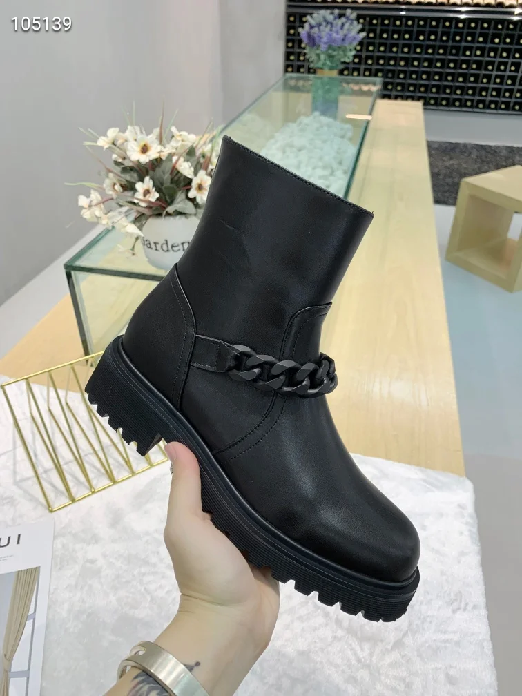 

High quality New style winter woman Genuine leather High-end domineering chain Martin boot luxury Designer Short boots gz